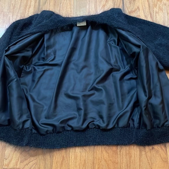 A Black Fuzzy Woman’s Vintage Designer Knitwear Claire Ellen Made in England - Picture 13 of 14